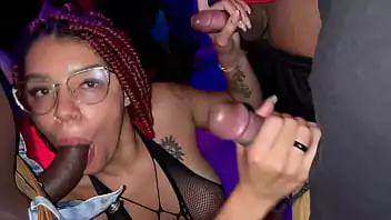 Juju comendo cu da amiga velha Juju travesti mulher porno xhamest Juju cuzuda rebolando de sainha 