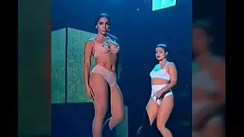 anitta mostrando a buceta Cantora Anitta mostrando os peitos no prêmio Multishow 