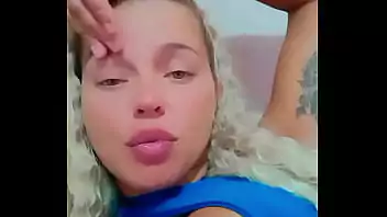 bruna griphao pagou peitinho porno 