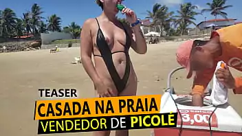 pagando buceta na praia Pau de self na praia de Peruíbe com a gostosa Rayssa Garcia 